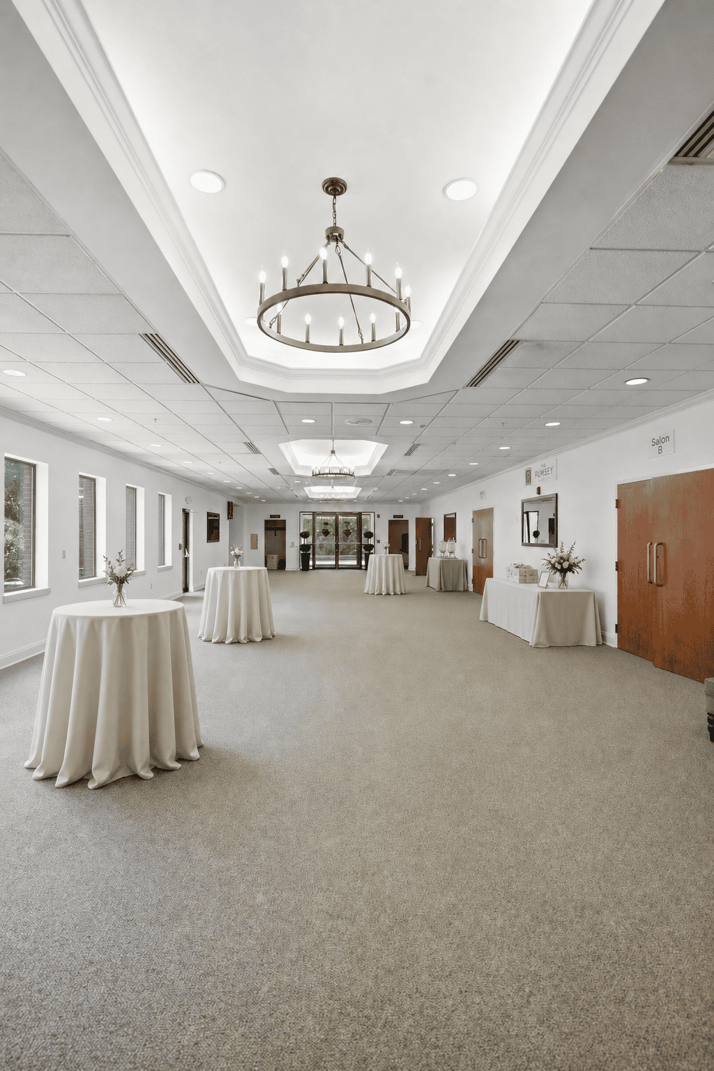 Arrival foyer moment